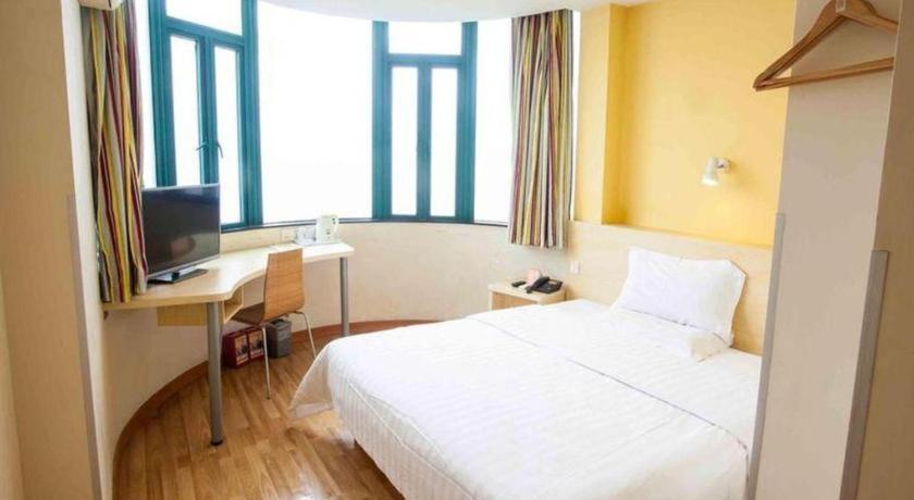 7 Days Inn Shanghai Minhang Dongchuan Road Jiaotong University Dış mekan fotoğraf
