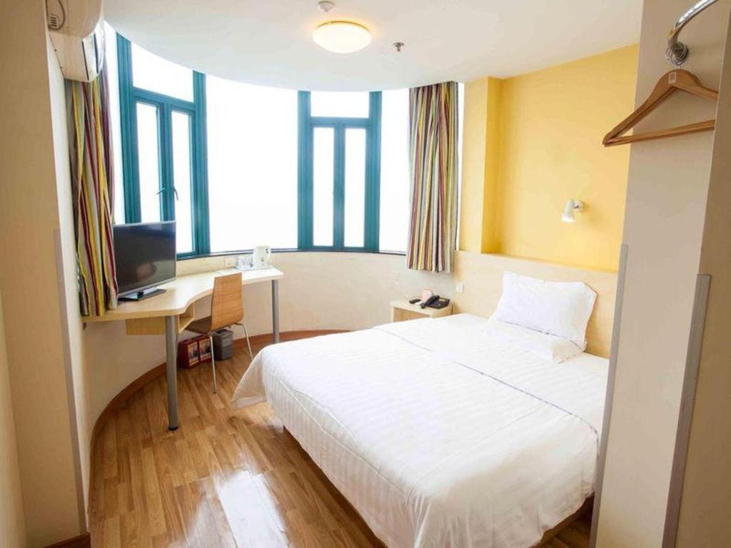 7 Days Inn Shanghai Minhang Dongchuan Road Jiaotong University Dış mekan fotoğraf